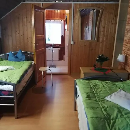 Waldhaus, Ski- Und Wanderhütte