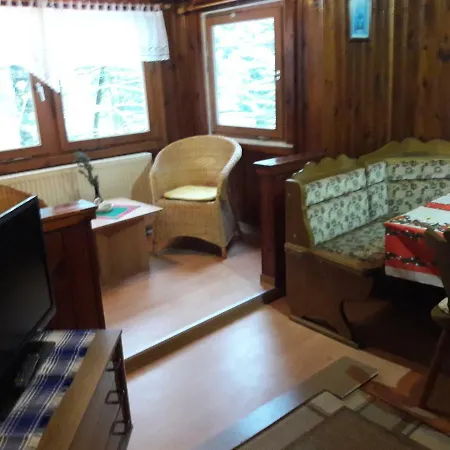 Waldhaus, Ski- Und Wanderhuette