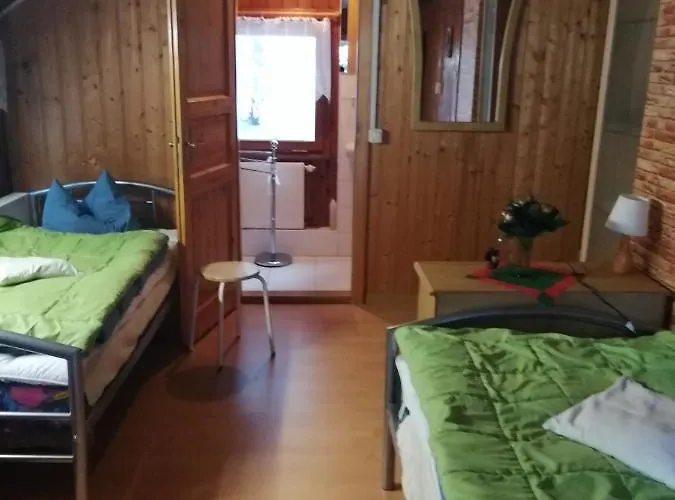 Waldhaus, Ski- Und Wanderhuette