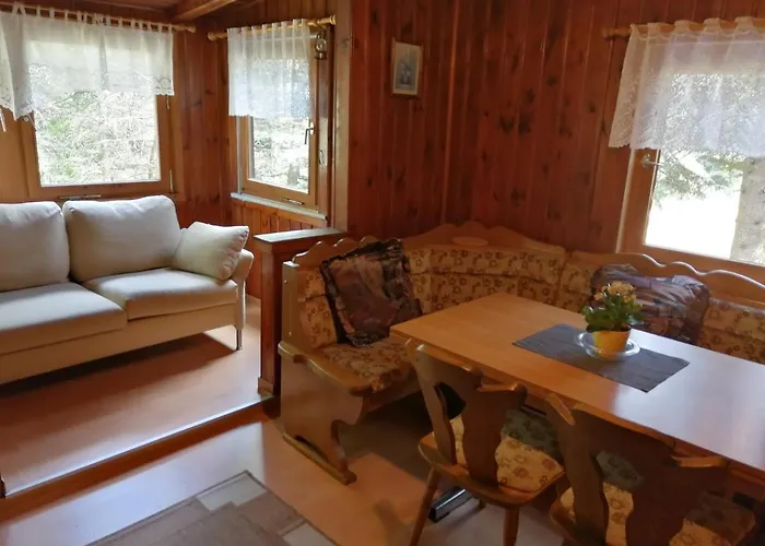 Waldhaus, Ski- Und Wanderhuette *